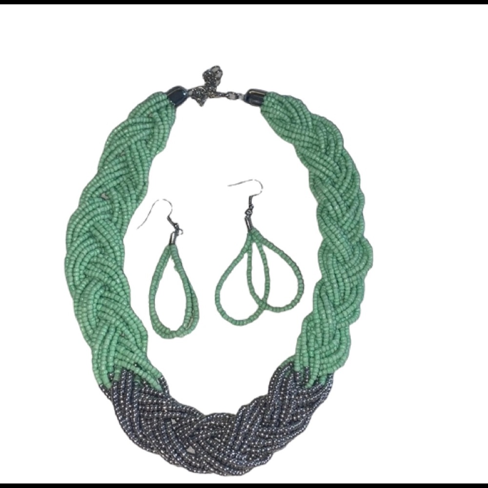 Short seed bead braided necklace set